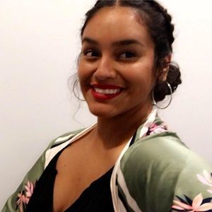 Meet your Posher, Rebeca